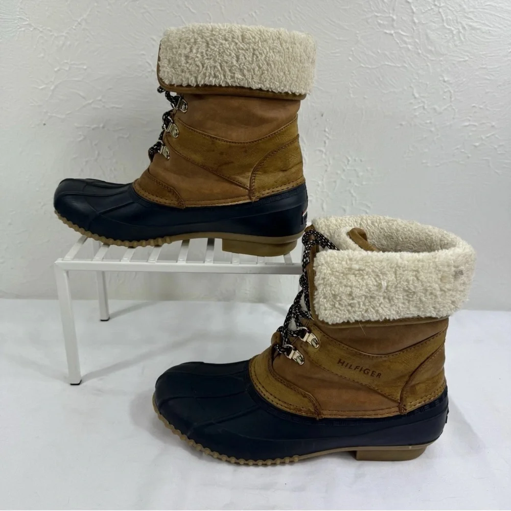 Tommy Hilfiger Brown and Navy Winter Duck Boots‎ Faux Fur Lining